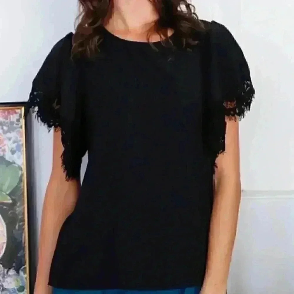 modern Black Lace Trim Detail Flowy Short Puff Sle